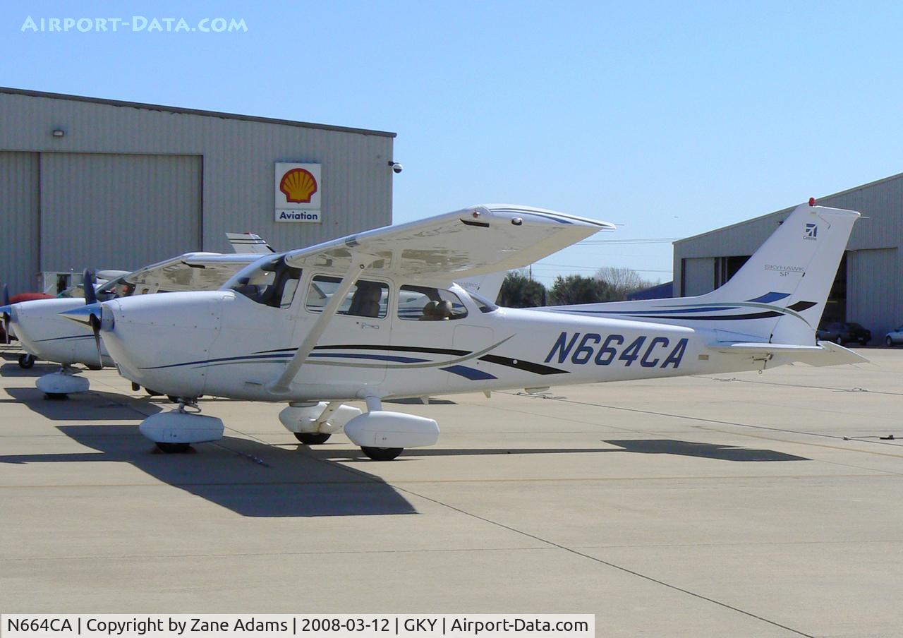 N664CA, 2006 Cessna 172S C/N 172S10135, At Arlington Municipal