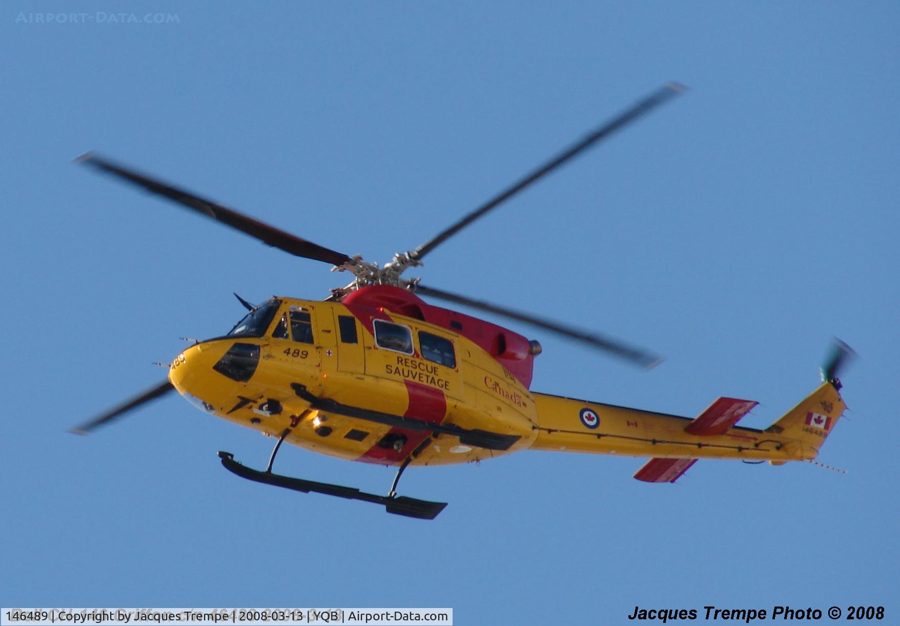 146489, 1997 Bell CH-146 Griffon C/N 46489, Flying low over the River