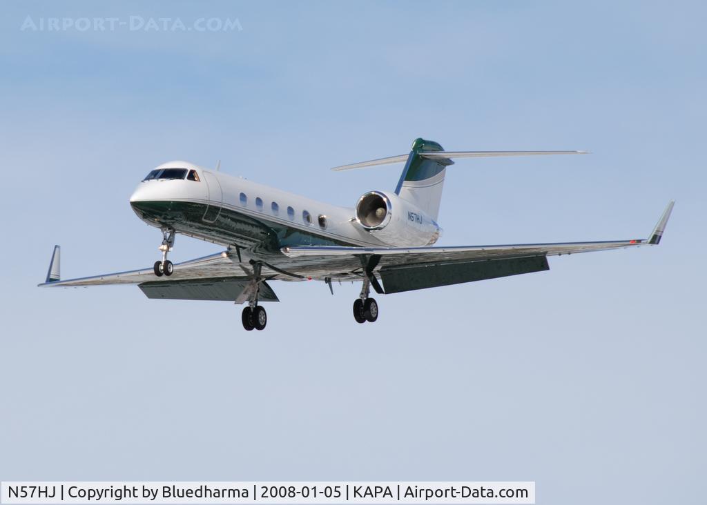 N57HJ, 1995 Gulfstream Aerospace G-IV C/N 1261, Approach to 17L.