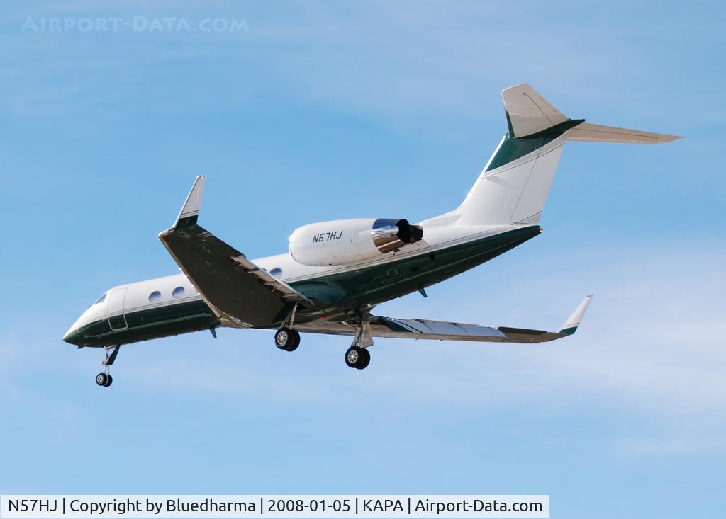N57HJ, 1995 Gulfstream Aerospace G-IV C/N 1261, Approach to 17L.