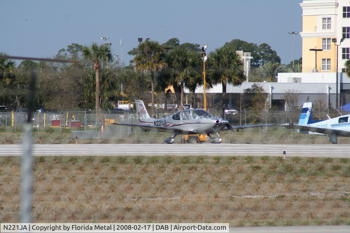 N221JA, 2007 Cirrus SR22 C/N 2416, Cirrus SR22