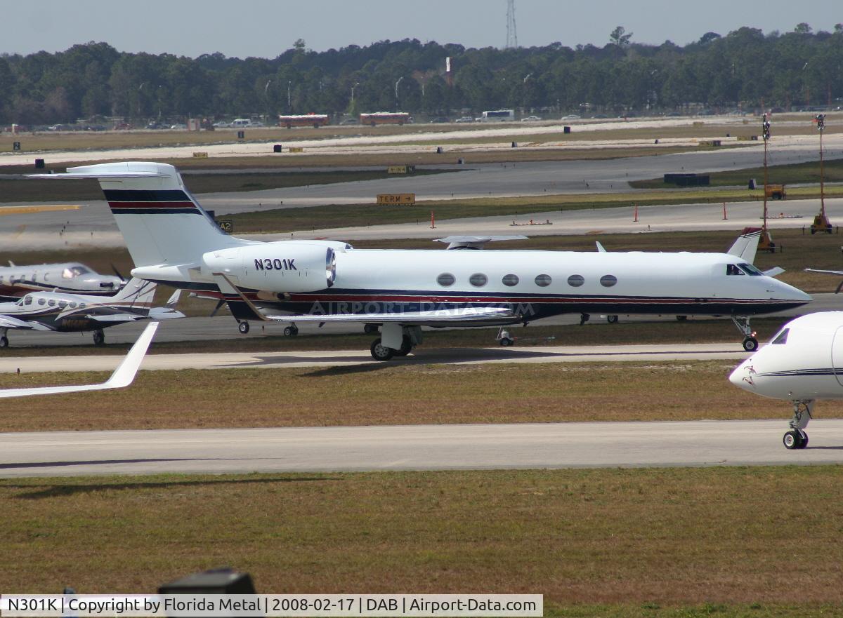 N301K, 1999 Gulfstream Aerospace G-V C/N 591, Ford Motor Company G5