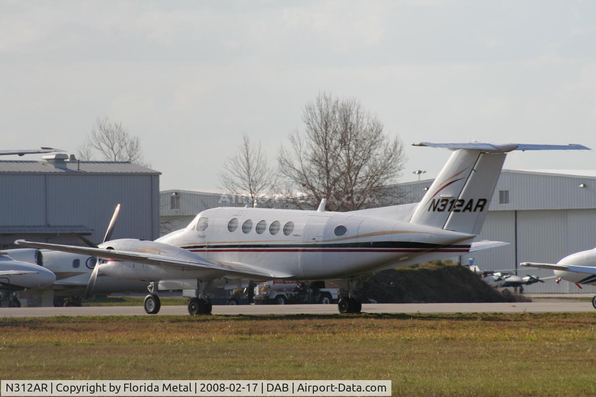 N312AR, 1991 Beech 300 C/N FA-216, Beech 300