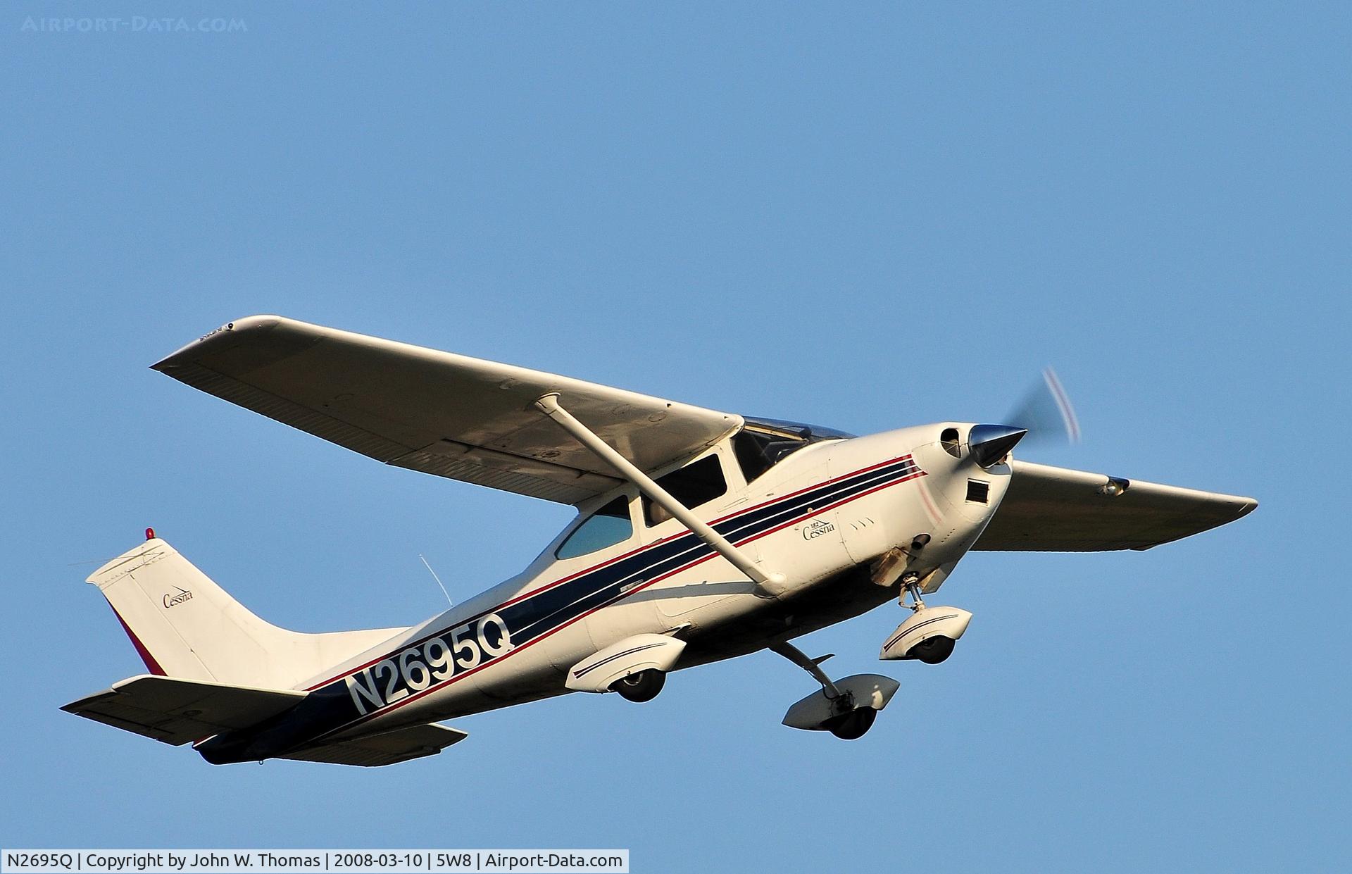 N2695Q, 1966 Cessna 182K Skylane C/N 18257895, Departure