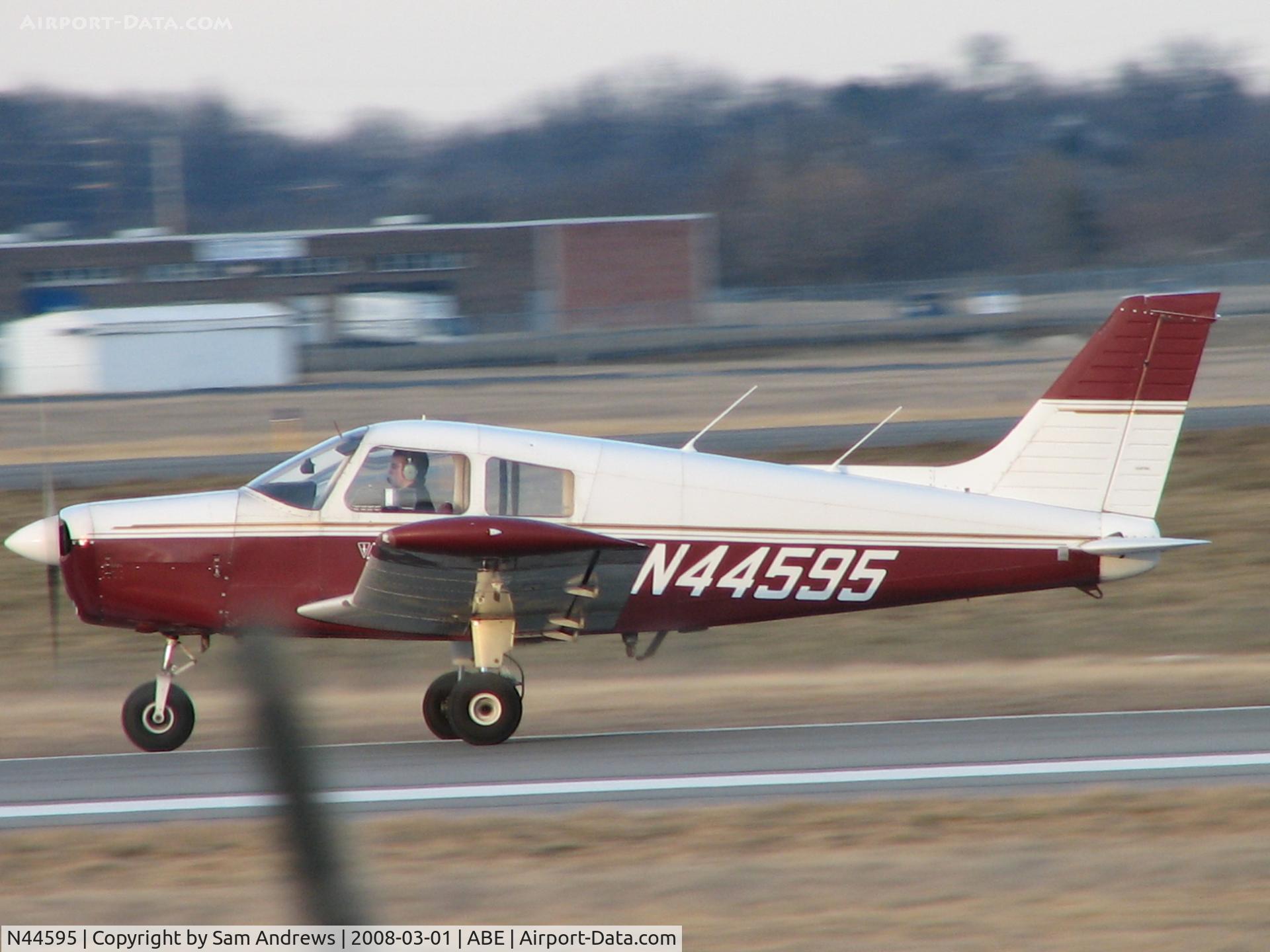 N44595, 1974 Piper PA-28-140 C/N 28-7425430, I wish that branch hadn't gotten in the way.