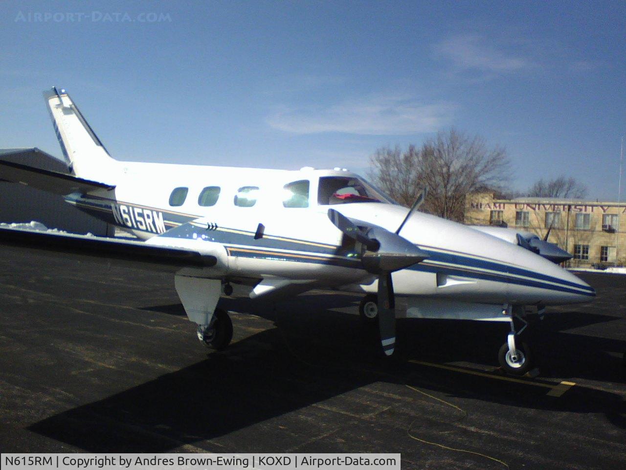 N615RM, 1981 Beech B-60 Duke C/N P-584, here for the weekend