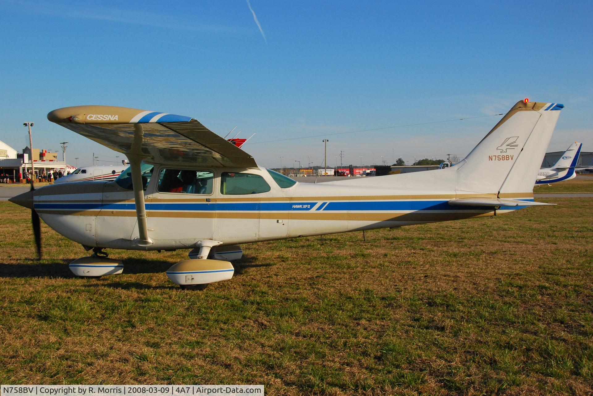 N758BV, 1978 Cessna R172K Hawk XP C/N R1722973, Leaving Atlanta Motor Speedway after the race