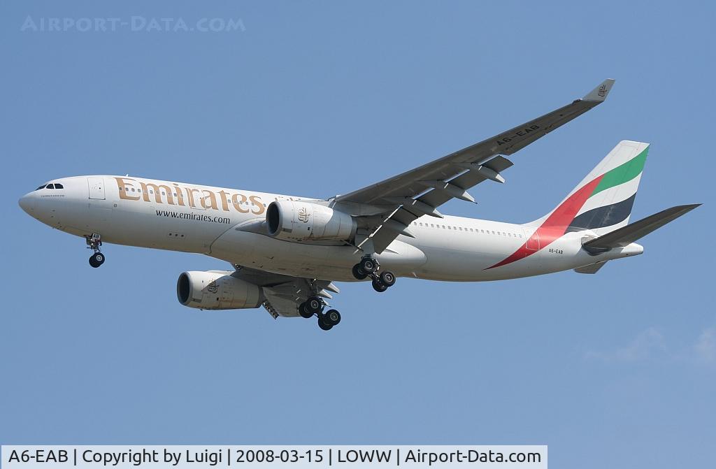 A6-EAB, 2000 Airbus A330-243 C/N 365, Emirates A330