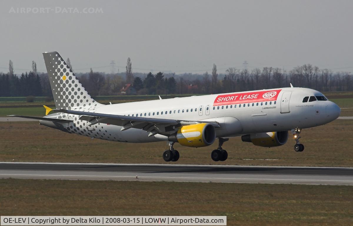 OE-LEV, 2006 Airbus A320-214 C/N 2761, flyNIKI A320 owner is vueling, old regiestrierung at the nose gear wheel