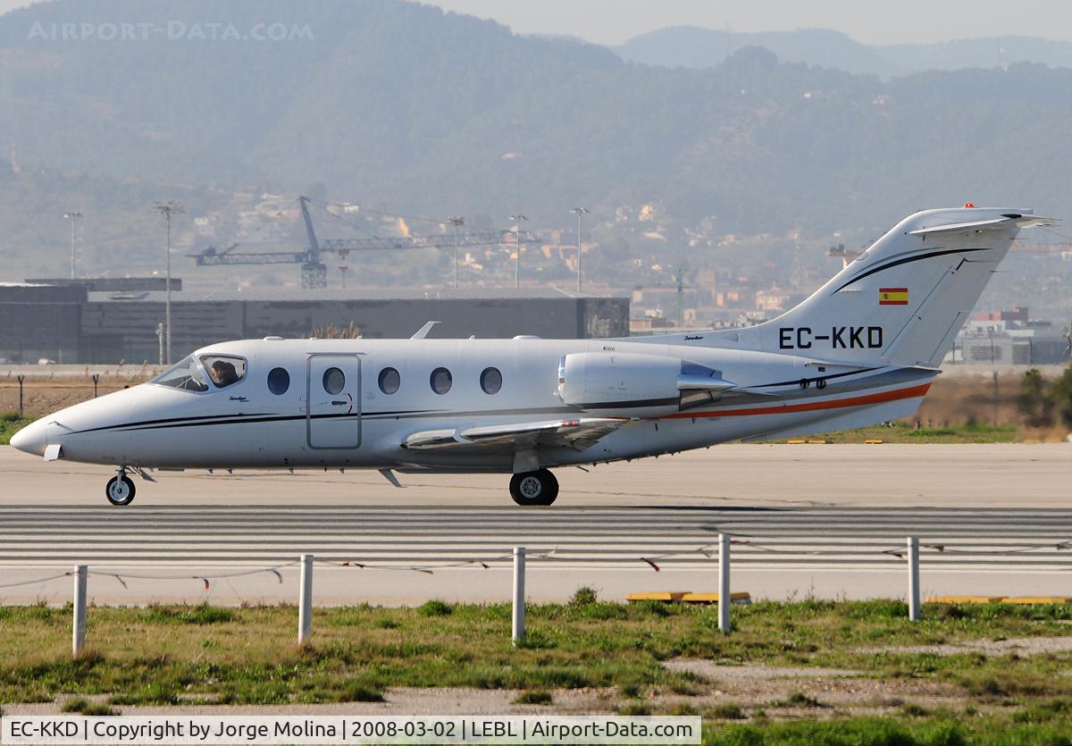 EC-KKD, 2007 Raytheon Hawker  400XP C/N RK-533, Previous take off RWY 25L.