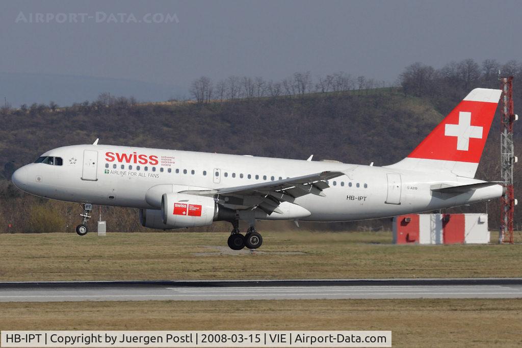 HB-IPT, 1997 Airbus A319-112 C/N 727, Airbus Industrie A319-112