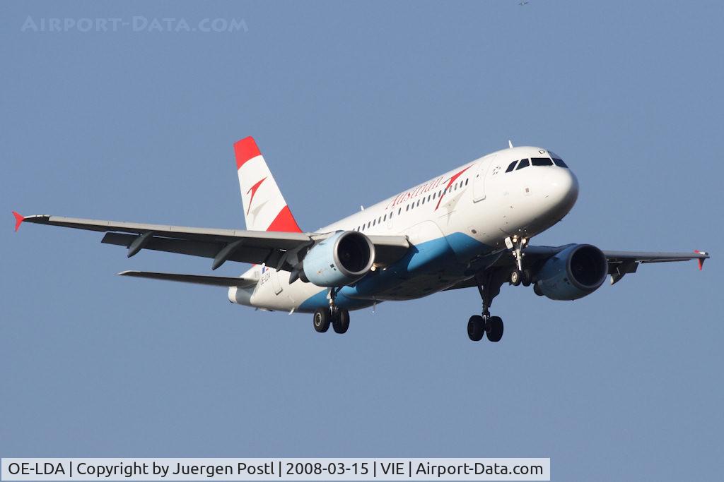 OE-LDA, 2004 Airbus A319-112 C/N 2131, Airbus Industries A319-112