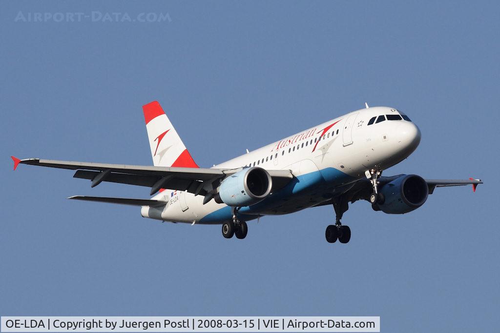 OE-LDA, 2004 Airbus A319-112 C/N 2131, Airbus Industries A319-112
