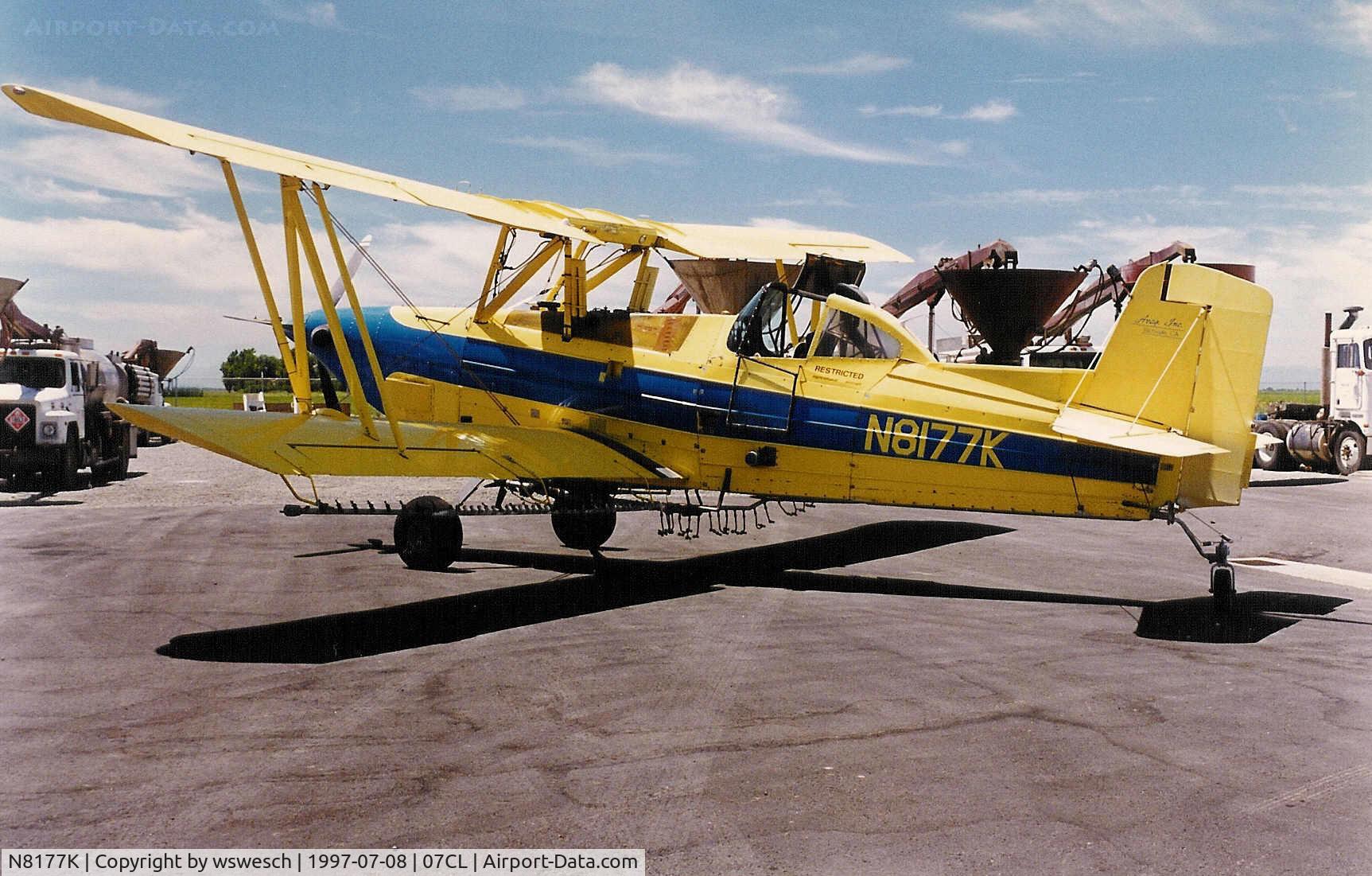N8177K, 1976 Schweizer G-164B Ag-Cat D C/N 8D, 1981 Ag-Cat G-164D, #08D.  Avag - Richvale, California