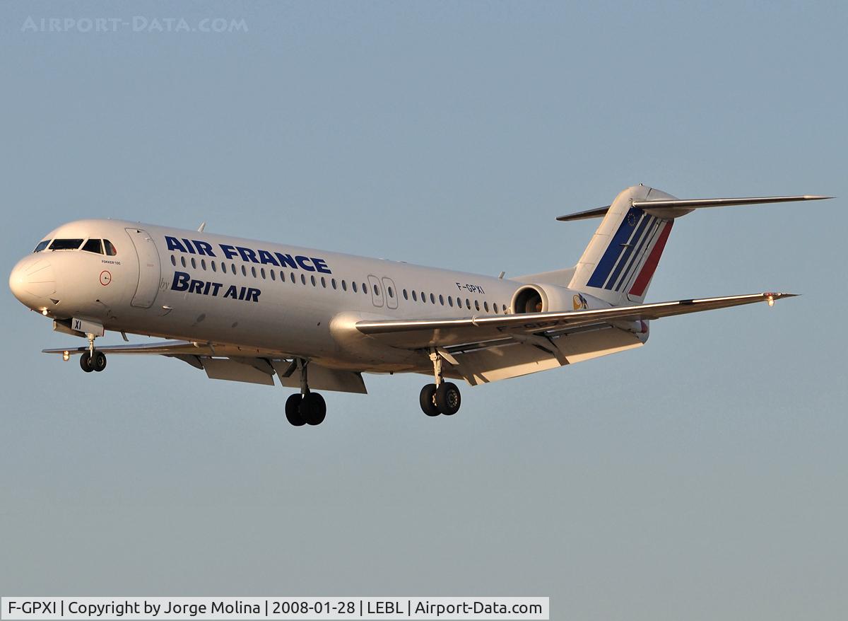 F-GPXI, 1994 Fokker 100 (F-28-0100) C/N 11503, Clear to land RWY 25R.