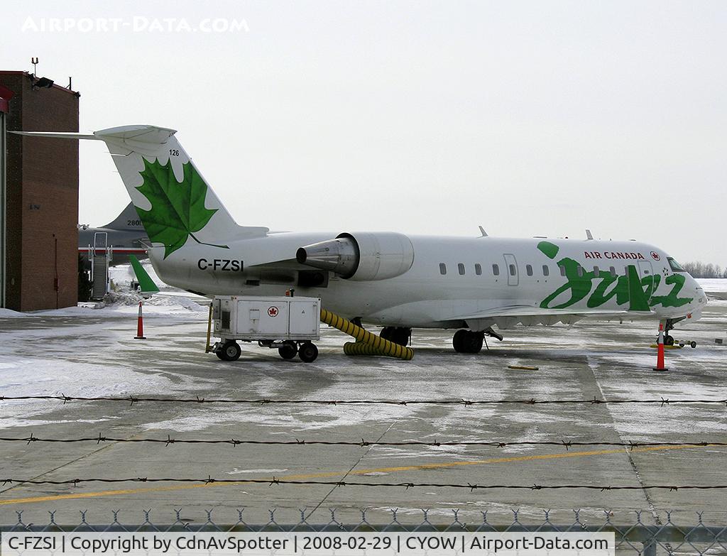 C-FZSI, 1997 Canadair CRJ-100ER (CL-600-2B19) C/N 7160, Jazz CRJ-100 parked beside the Canada Reception Centre