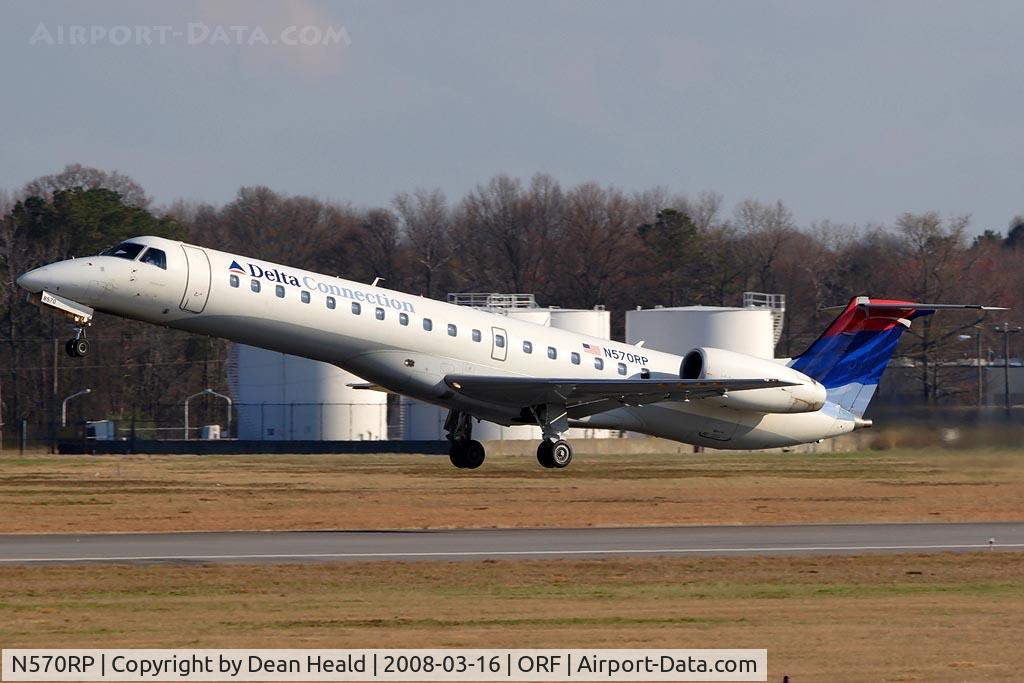 N570RP, 2004 Embraer ERJ-145LR (EMB-145LR) C/N 14500821, Delta Connection (by Chautauqua Airlines) N570RP (FLT CHQ6248) departing RWY 5 enroute to Cincinnati Northern Kentucky Int'l (KCVG).