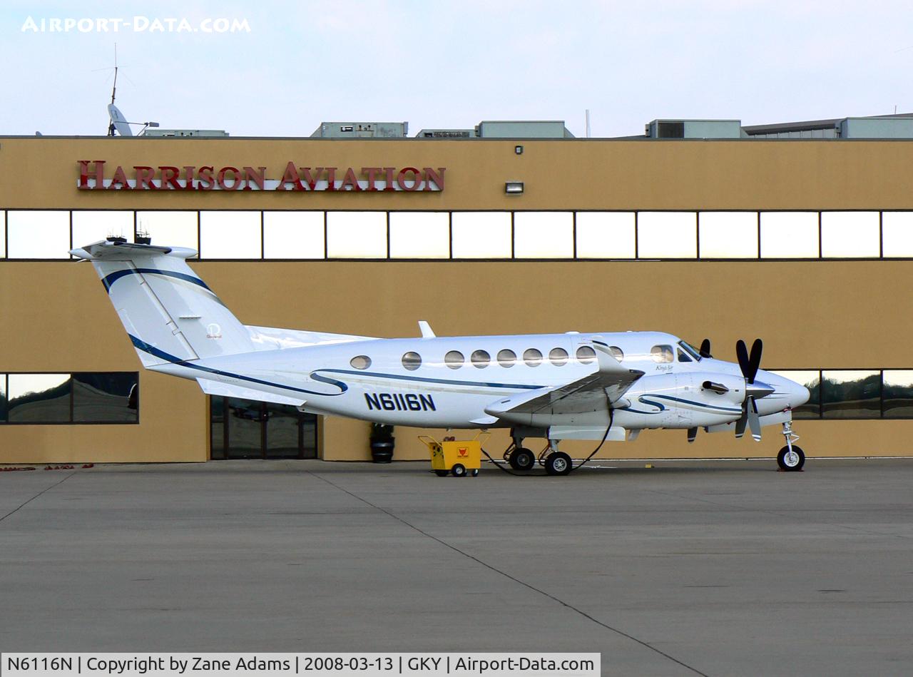 N6116N, Raytheon Aircraft Company B300 C/N FL-416, At Arlington Municipal