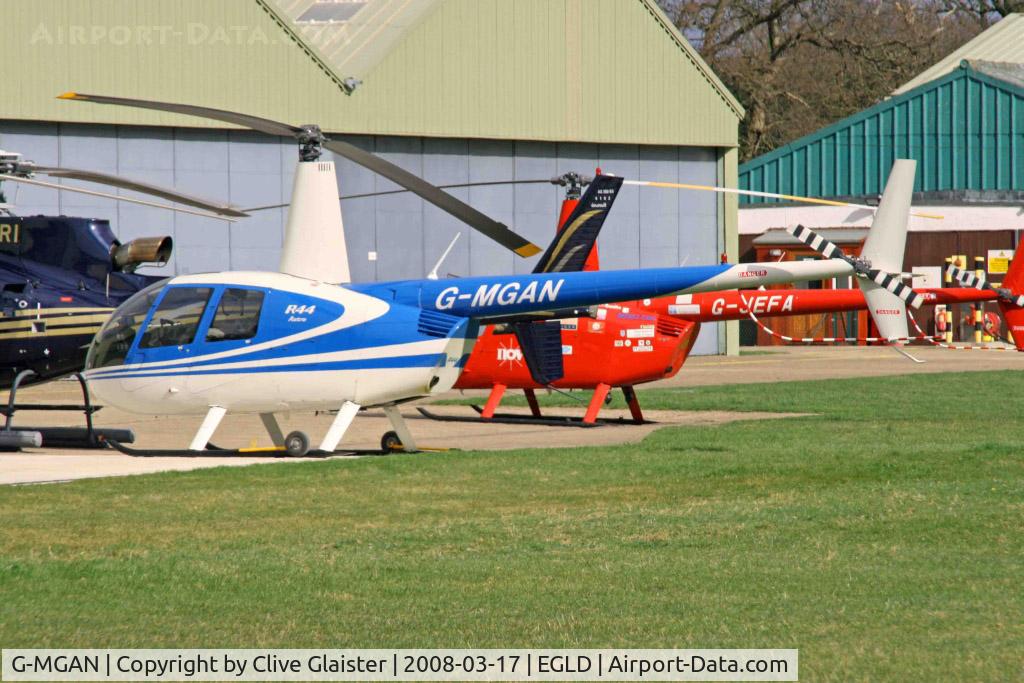 G-MGAN, 1999 Robinson R44 C/N 0588, HEX: 40416D