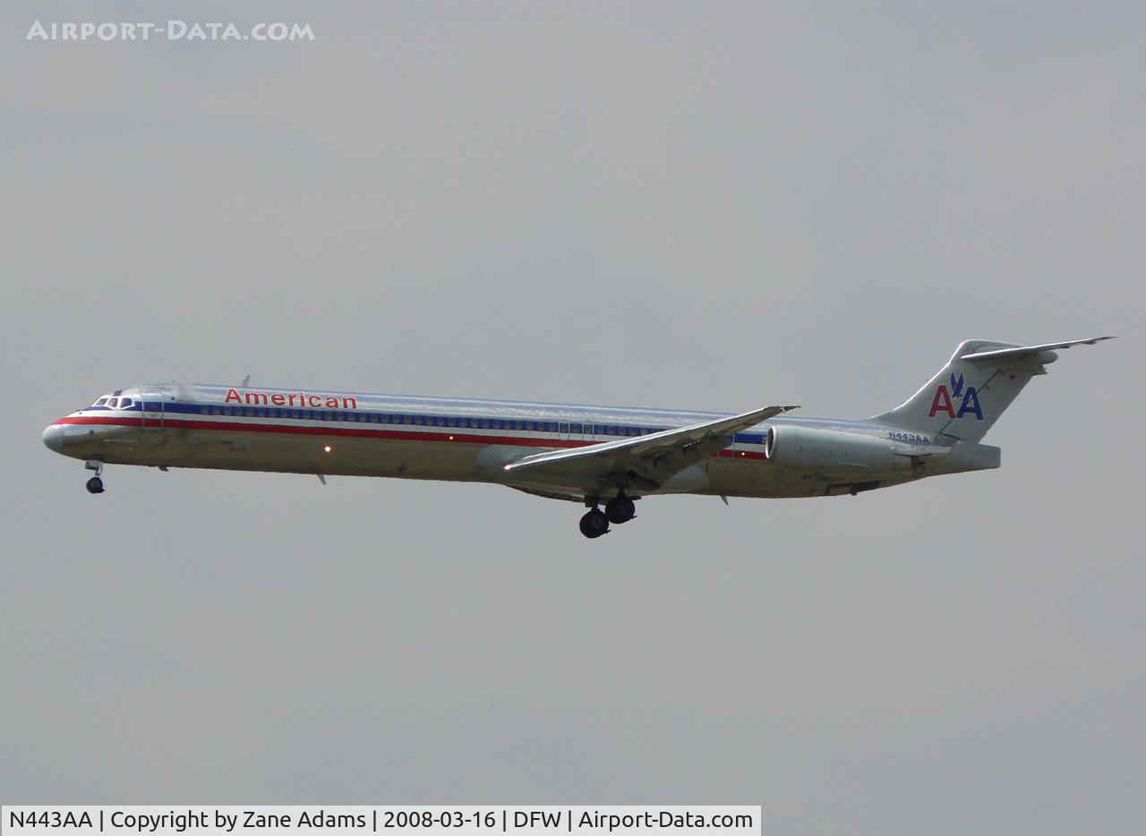N443AA, 1987 McDonnell Douglas MD-82 (DC-9-82) C/N 49469, American Airlines Landing 18R at DFW