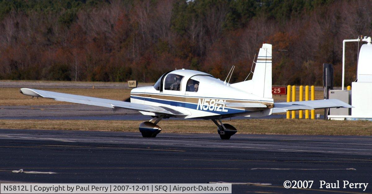 N5812L, 1971 American AA-5 C/N AA5-0012, Taxiing to the fuel pit