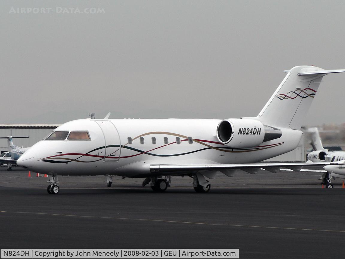 N824DH, 1985 Canadair Challenger 601 (CL-600-2A12) C/N 3047, Superbowl visitor