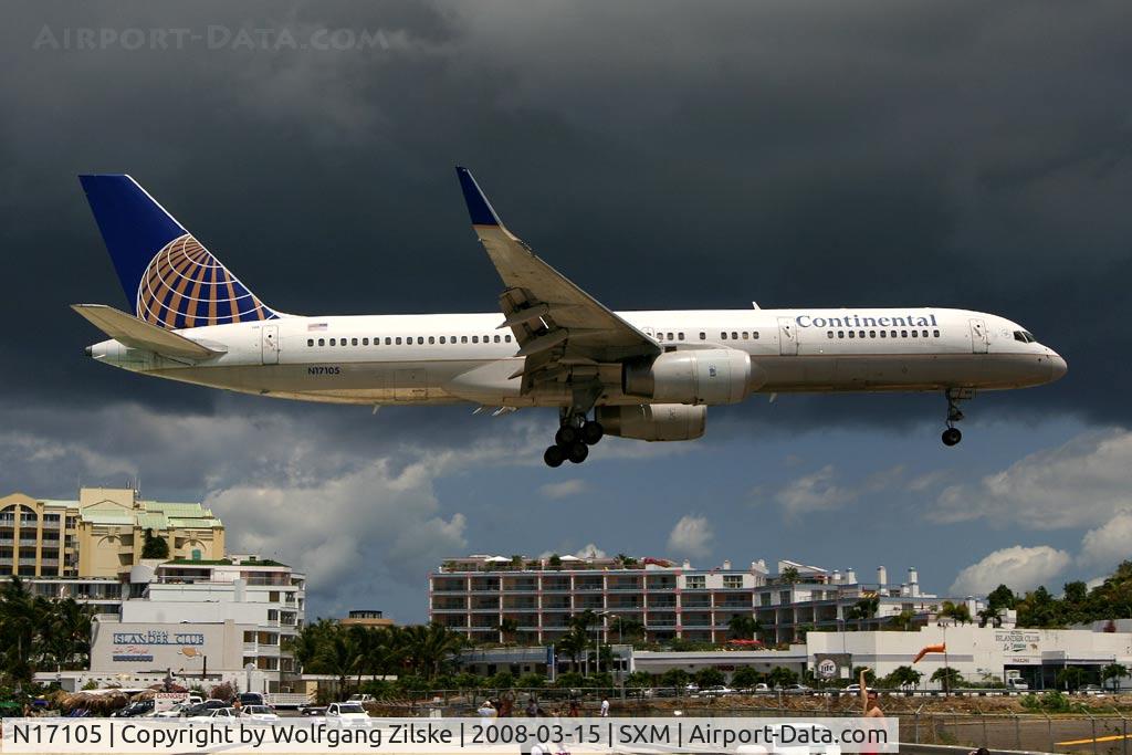 N17105, 1994 Boeing 757-224 C/N 27295, visitor