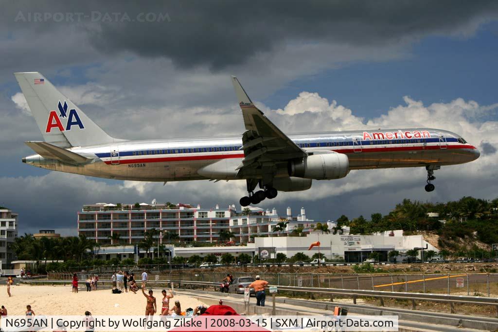 N695AN, 1994 Boeing 757-223 C/N 26975, visitor