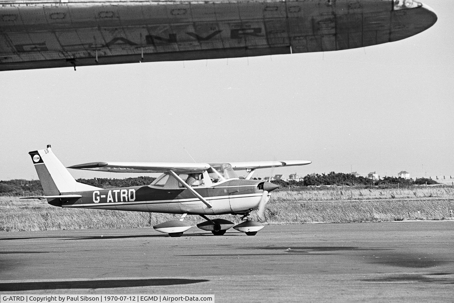 G-ATRD, 1966 Reims Cessna F150F C/N 0043, Taxiing in