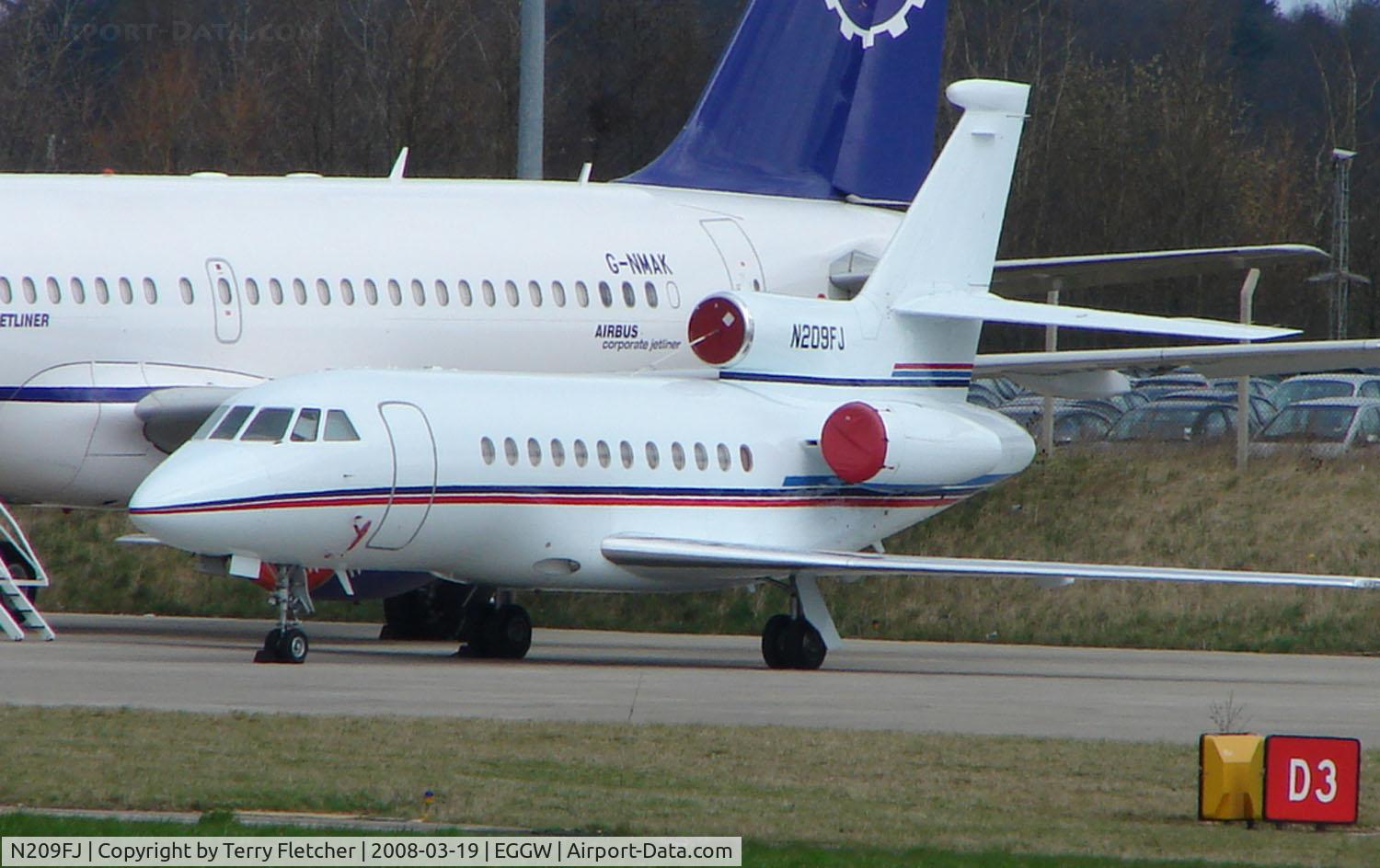 N209FJ, 1996 Dassault Falcon 900EX C/N 02, A Falcon 900EX visitor to Luton in March 2008
