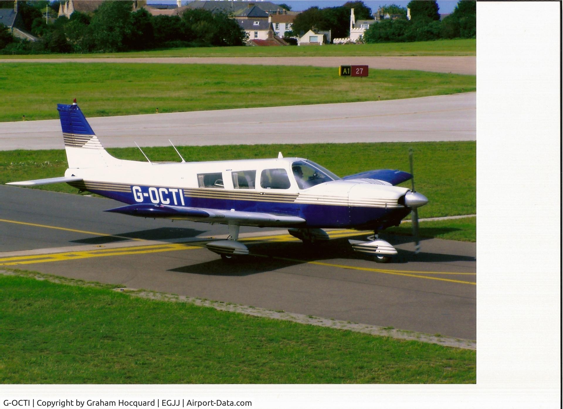 G-OCTI, 1966 Piper PA-32-260 Cherokee Six Cherokee Six C/N 32-288, Cherokee Six 260