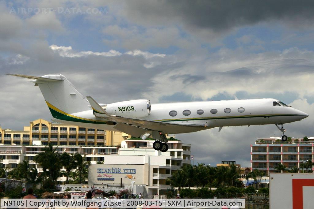 N910S, 1990 Gulfstream Aerospace G-IV C/N 1155, visitor