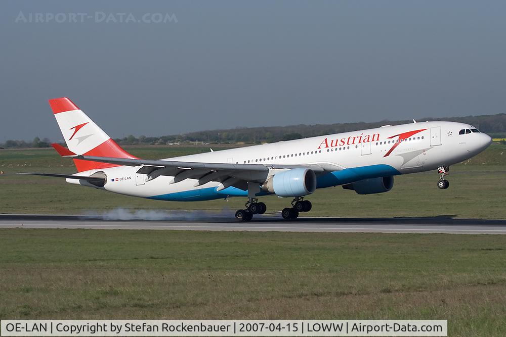 OE-LAN, 1997 Airbus A330-223 C/N 195, Nice touchdown.