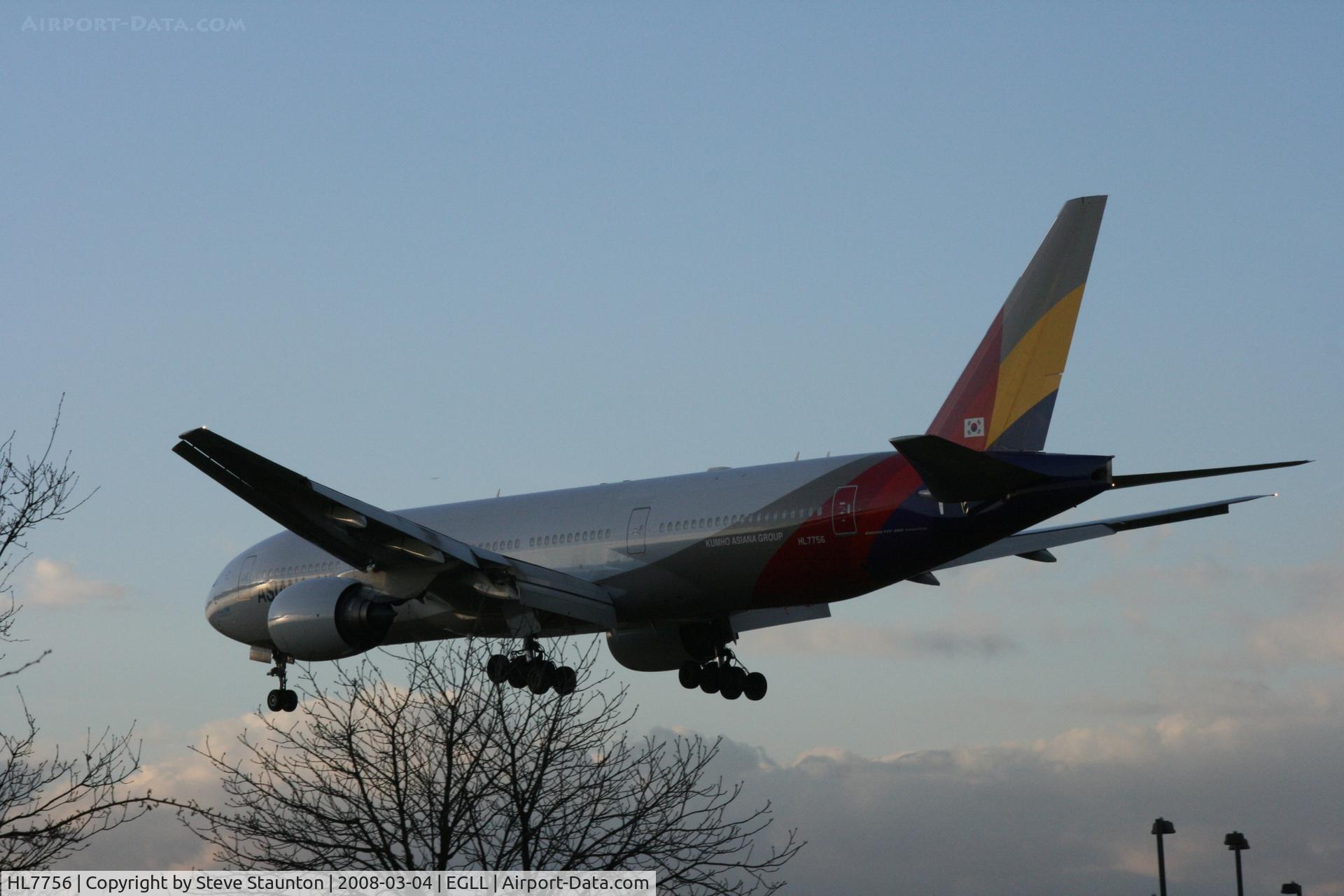 HL7756, Boeing 777-28E/ER C/N 30860/659, Taken at Heathrow Airport March 2008