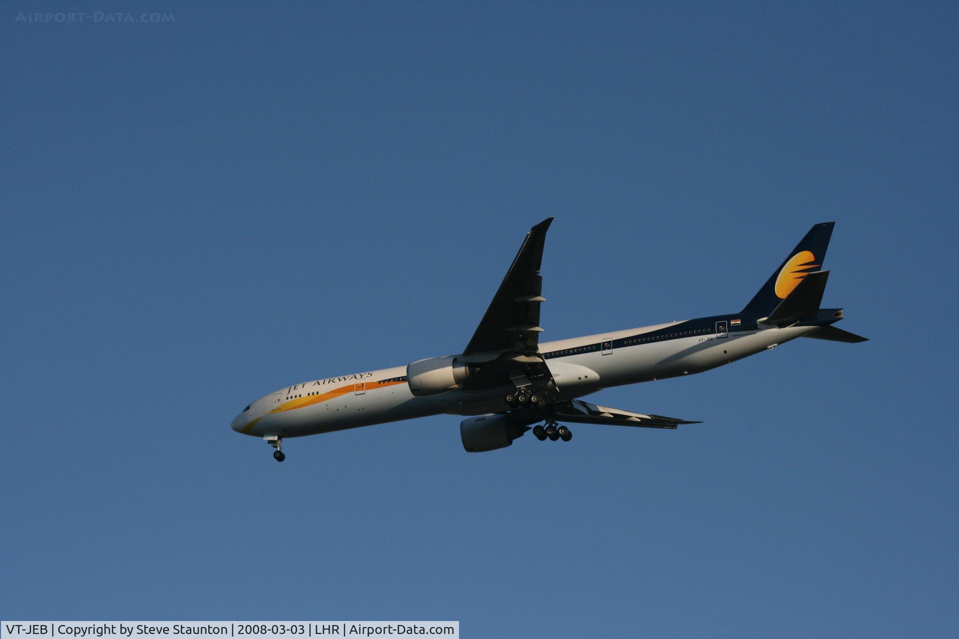 VT-JEB, 2007 Boeing 777-35R/ER C/N 35158/637, Taken at Heathrow Airport March 2008