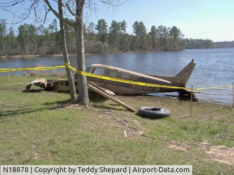 N18878, Beech C24R C/N MC517, Plane was recovered from Big Creek Lake.