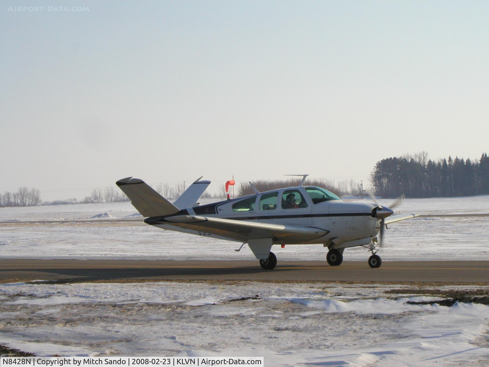 N8428N, 1968 Beech V35A Bonanza C/N D-8788, Taxiing to Runway 12.