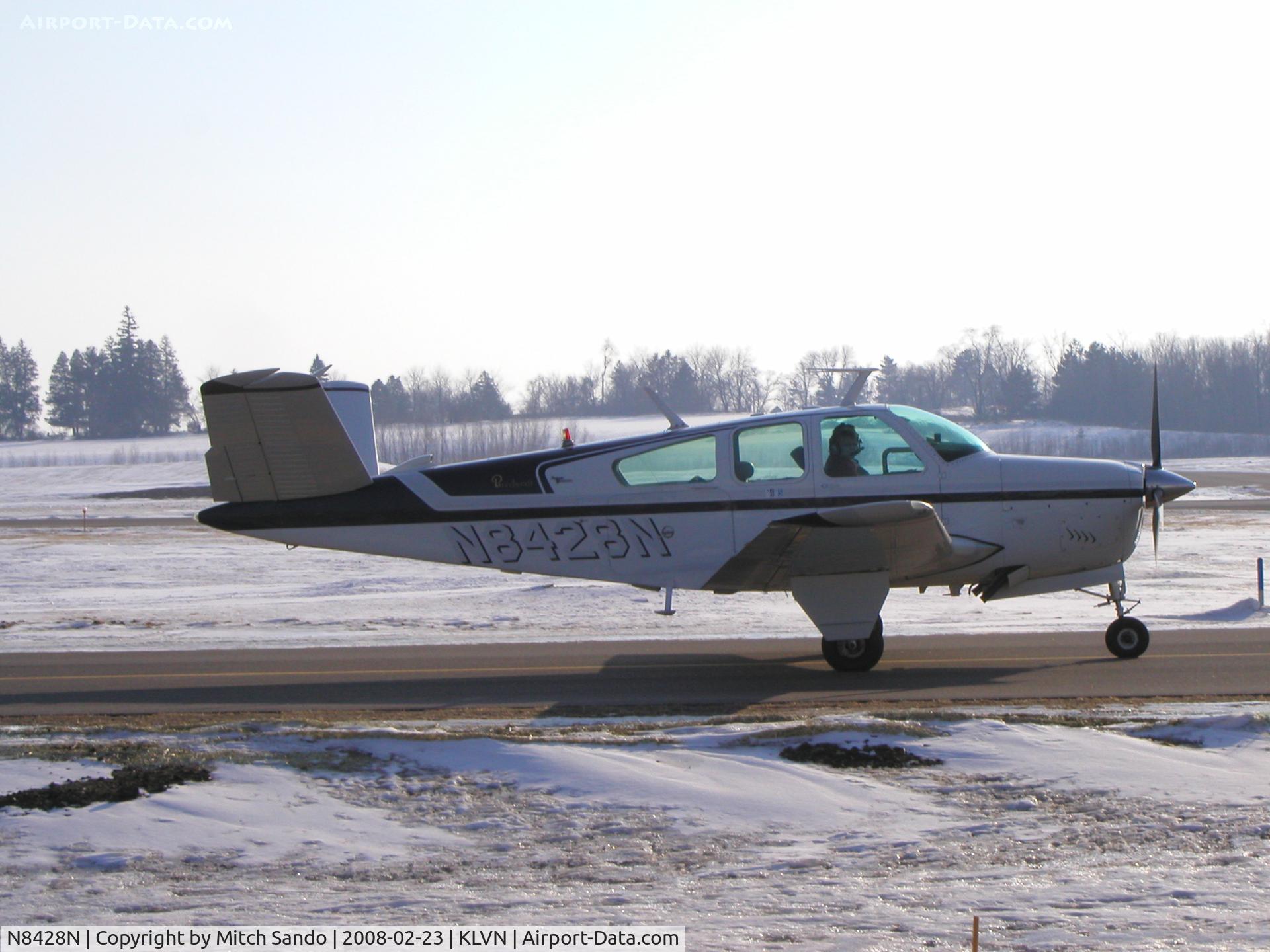N8428N, 1968 Beech V35A Bonanza C/N D-8788, Taxiing to Runway 12.