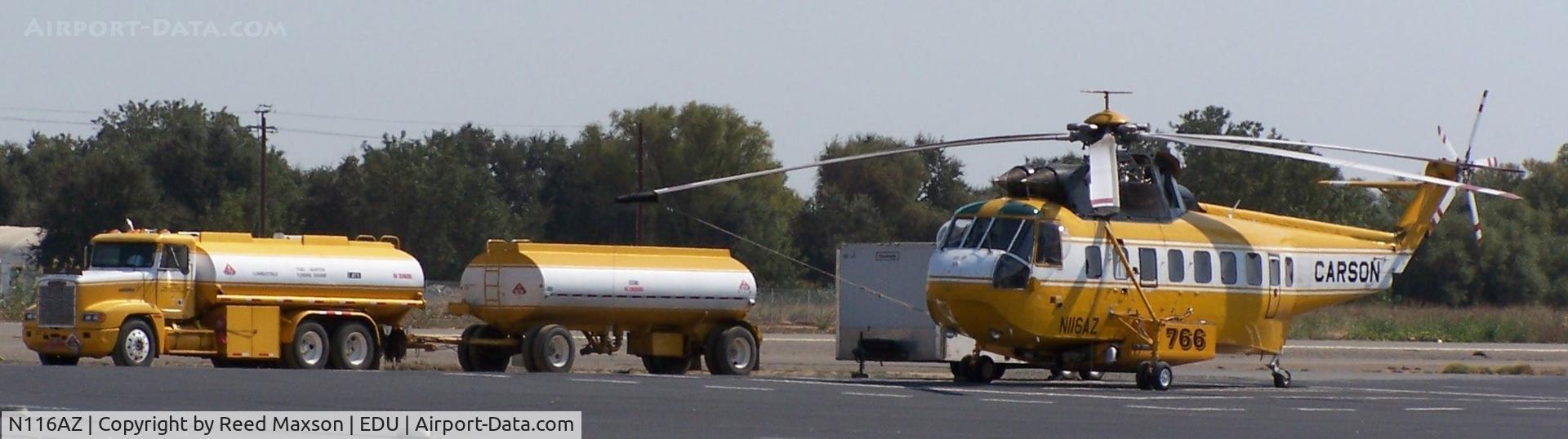 N116AZ, 1964 Sikorsky S-61N C/N 61242, Comparing size of Sikorsky with support vehicle at 0o5