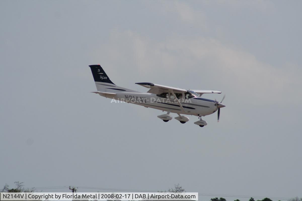 N2144V, 2003 Cessna 182T Skylane C/N 18281276, C182T