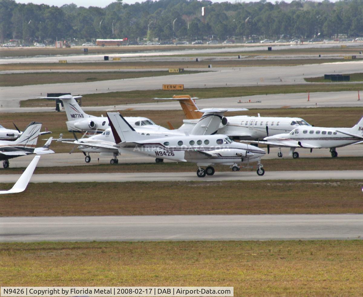 N9426, 1968 Beech B90 C/N LJ-421, B90