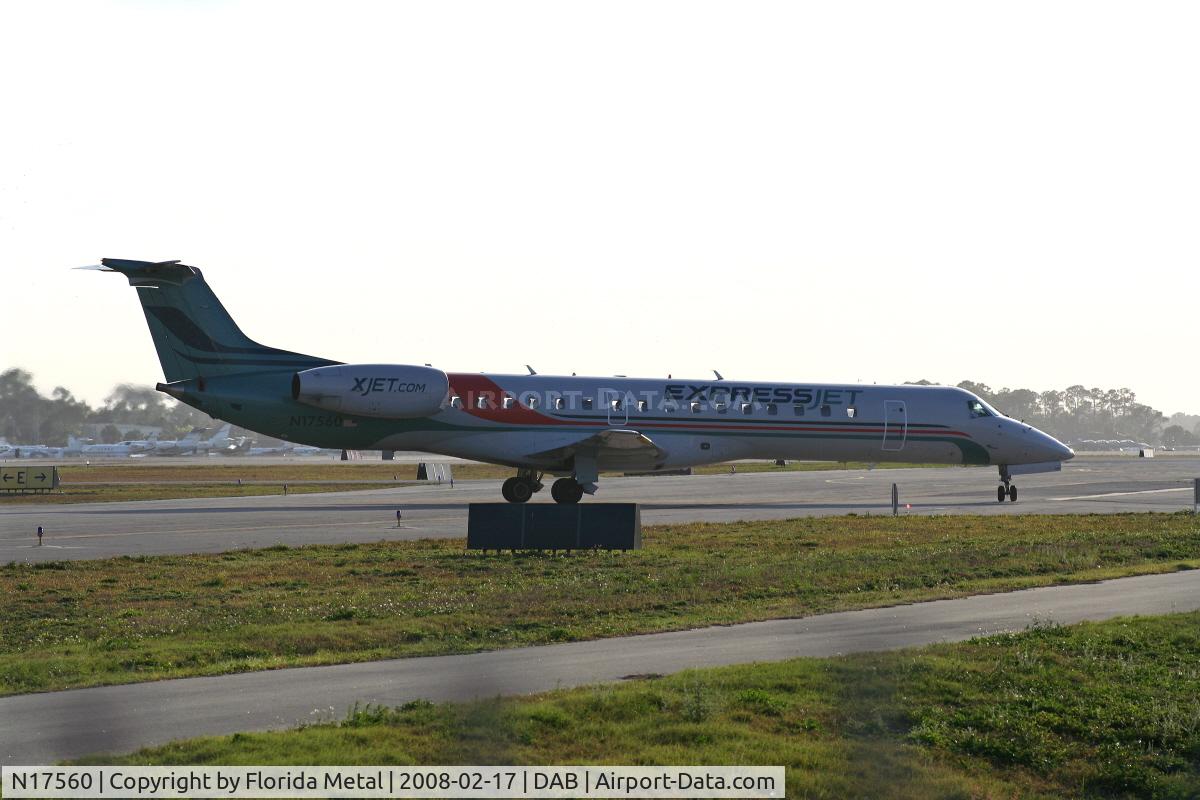 N17560, 2002 Embraer EMB-145LR C/N 145605, Express Jet
