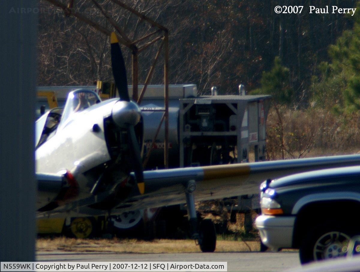 N559WK, 1952 De Havilland DHC-1 Chipmunk T.10 C/N C1/0576, Being bashful