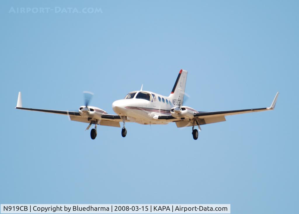 N919CB, 1981 Cessna 414A Chancellor C/N 414A0672, Approach to 17L.