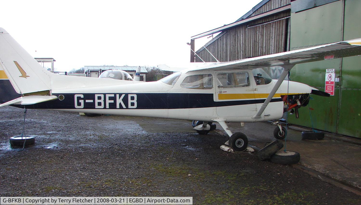 G-BFKB, 1977 Reims F172N Skyhawk C/N 1601, Cessna F172N at Derby Eggington  - a visitor from its base at Sleap airfield