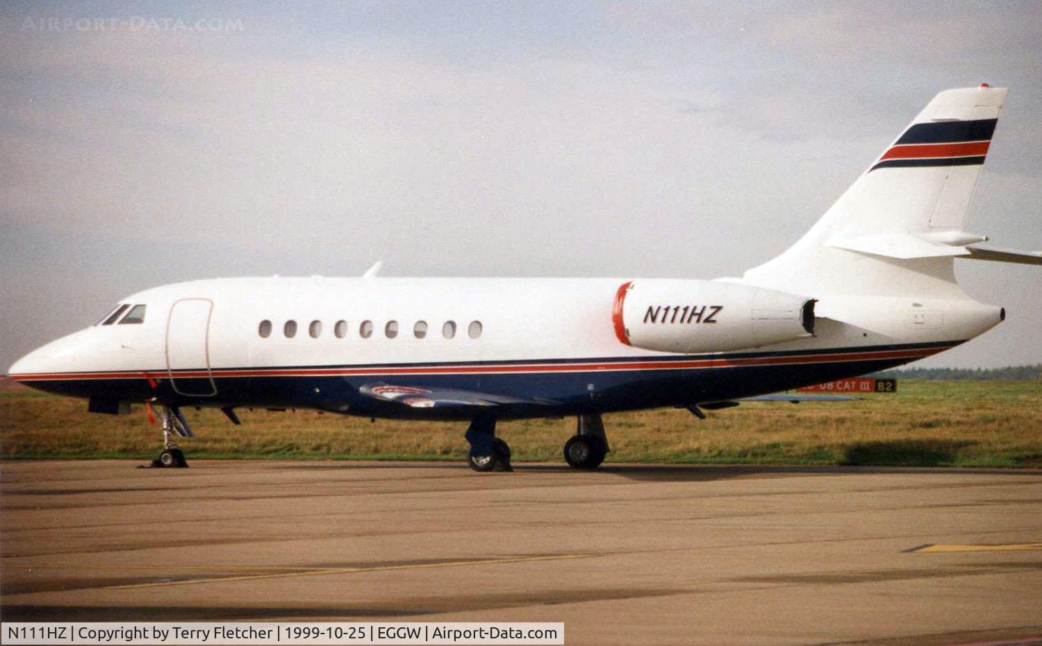 N111HZ, 1999 Dassault Falcon 2000 C/N 86, Falcon 2000 on the Luton Ramp in 1999