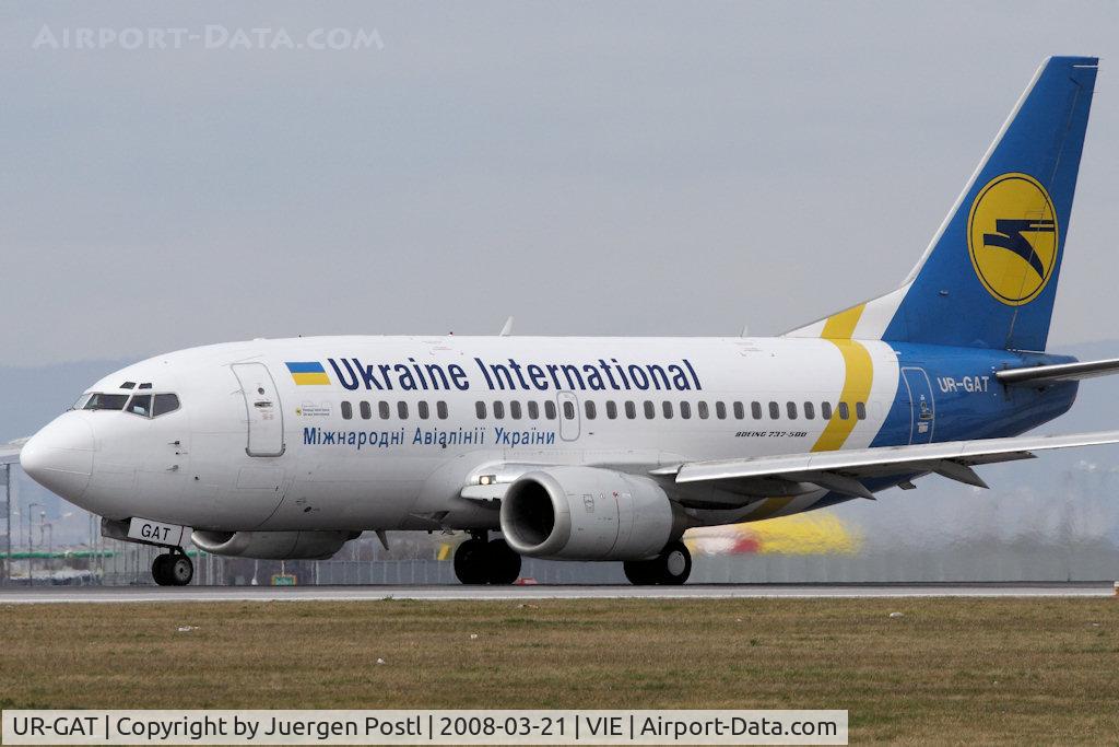 UR-GAT, 1993 Boeing 737-528 C/N 25237, Boeing 737-528