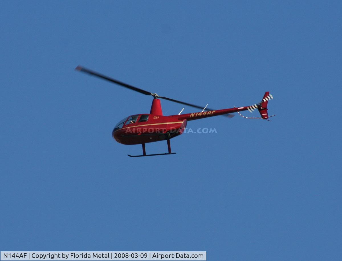 N144AF, 2007 Robinson R44 C/N 1787, R44 giving helicopter rides over Sea World
