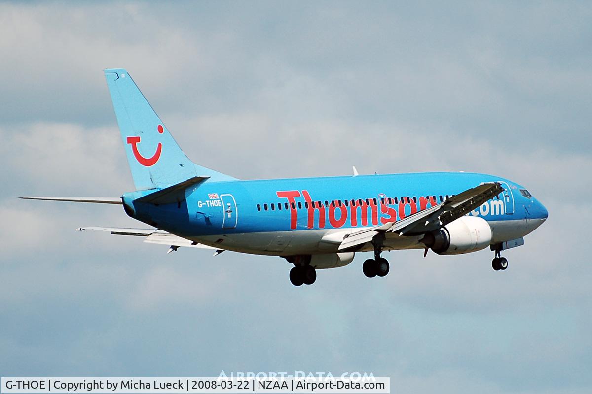 G-THOE, 1995 Boeing 737-3Q8 C/N 26313, A British shorthaul aircraft in Auckland? Yes, Air NZ has leased it for the busy summer season