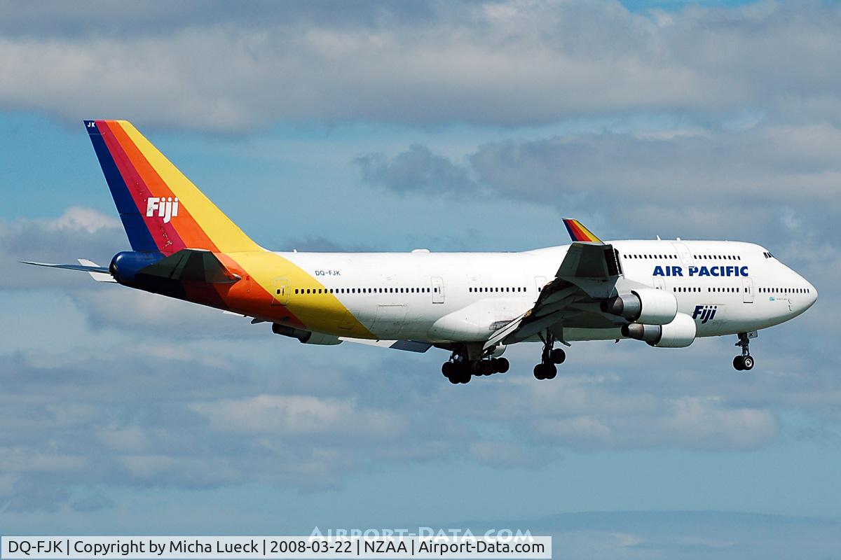 DQ-FJK, 1989 Boeing 747-412 C/N 24064, On finals